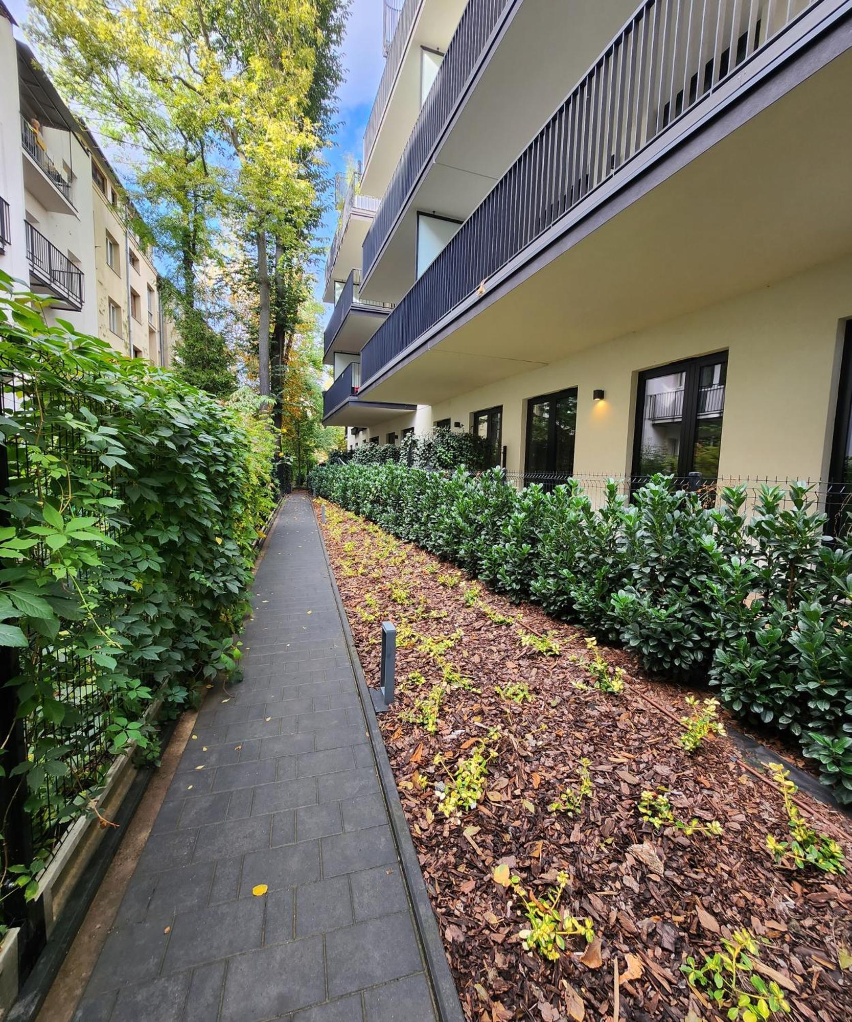 Luxury Spa City Center Apartments, Pool & Sauna & Gym & Self Check In 24 H & Free Parking Cracovie Extérieur photo