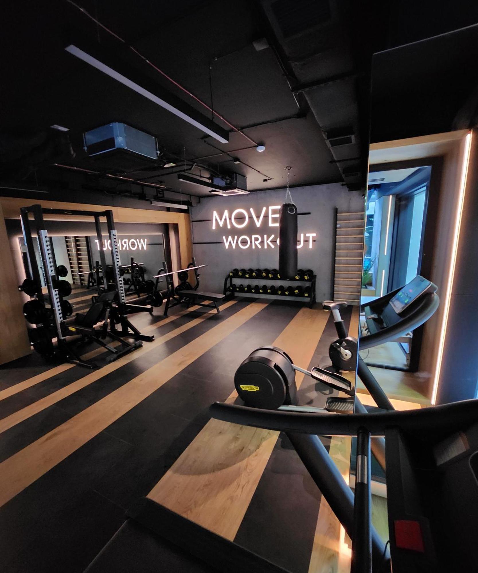 Luxury Spa City Center Apartments, Pool & Sauna & Gym & Self Check In 24 H & Free Parking Cracovie Extérieur photo