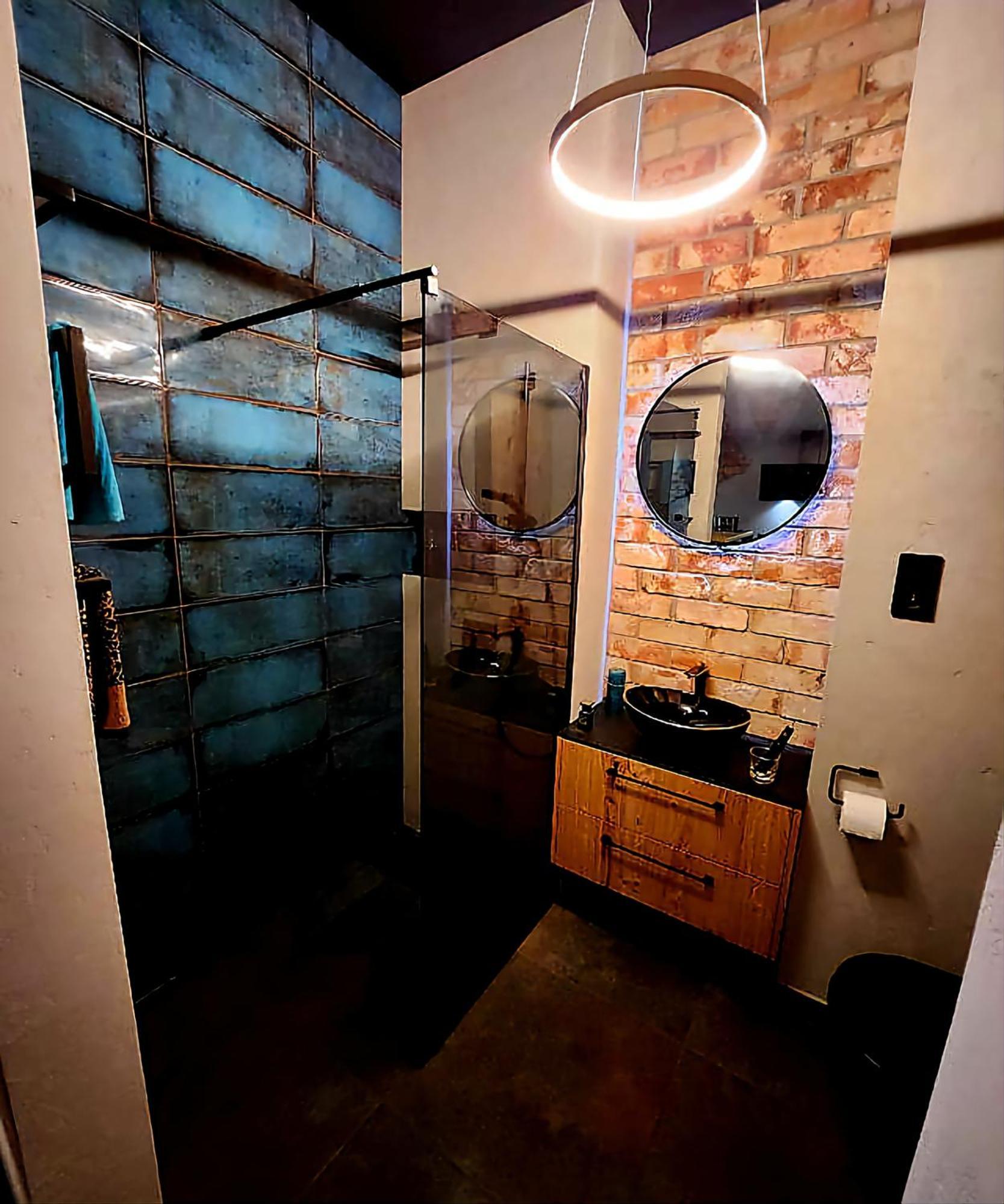 Luxury Spa City Center Apartments, Pool & Sauna & Gym & Self Check In 24 H & Free Parking Cracovie Extérieur photo