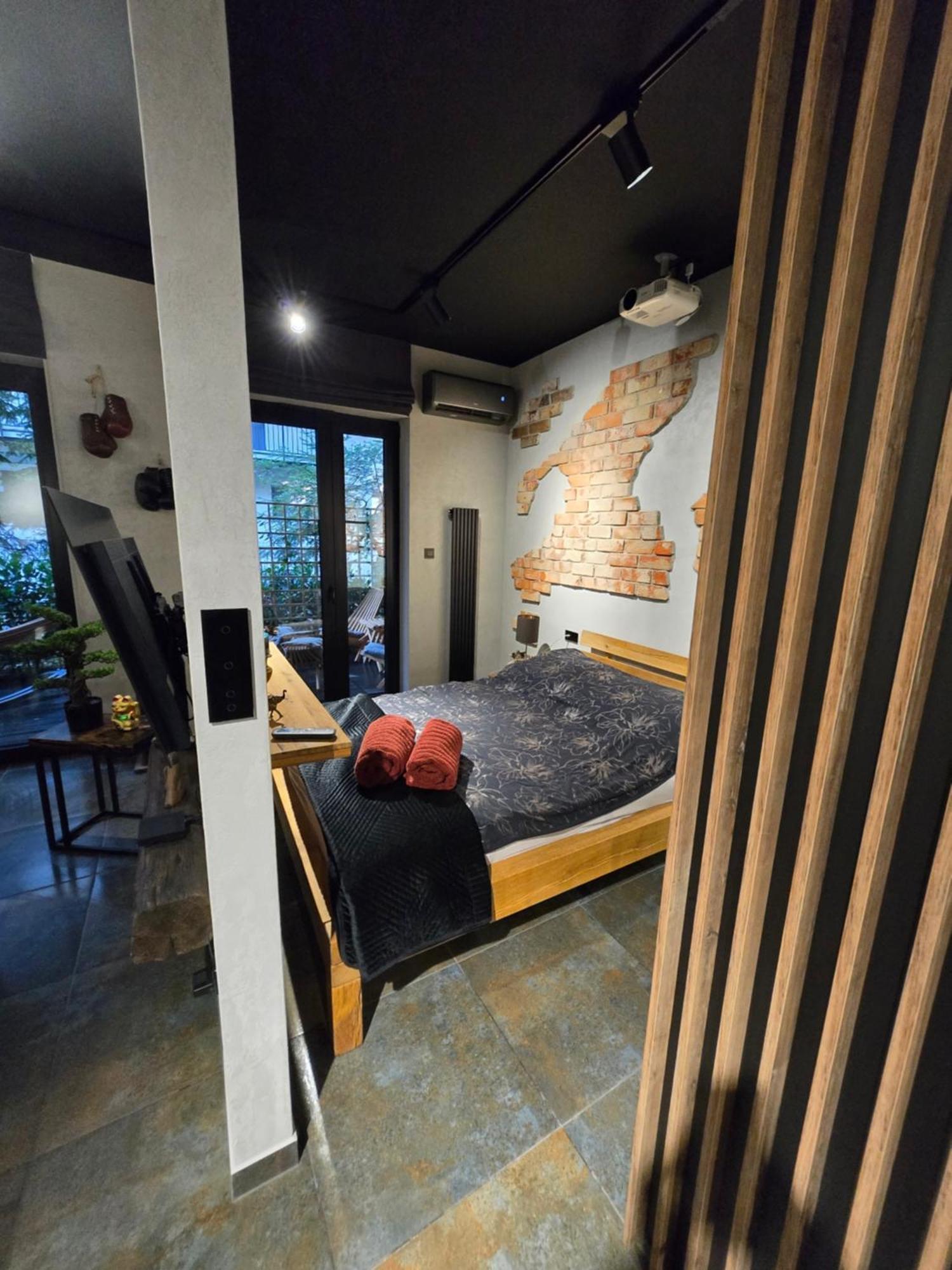 Luxury Spa City Center Apartments, Pool & Sauna & Gym & Self Check In 24 H & Free Parking Cracovie Extérieur photo